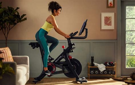 Rouvy Vs Zwift Vs Peloton Whats The Best Indoor Cycling App