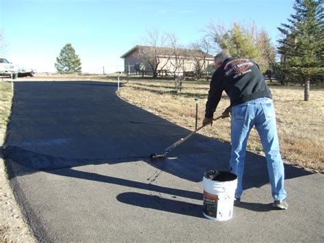 Oct 24, 2020 · some asphalt patching materials are similar to hot mix but are not heated prior to the application and cure differently from hot mix. Applying Acrylic Plus in Elizabeth, CO | Blacktop driveway, Driveway, Life