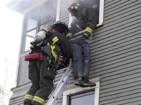 10 Requirements For Becoming A Firefighter