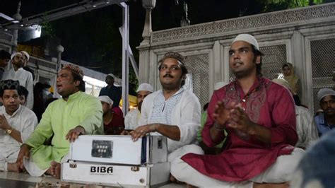 Qawwali Hazrat Nizamuddin Delhi July Youtube