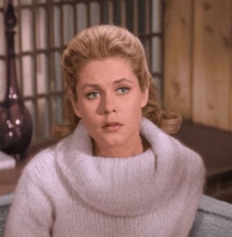 Elizabeth Montgomery Images Elizabeth As Samantha Bewitched Wallpaper And Background Photos