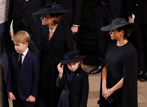 Kate Middleton And Meghan Markle Repeated Outfits At The Queens Funeral Glamour