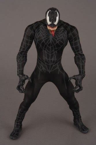 Se, por um lado, o filme até traz uma conclusão para a trilogia do amigão da vizinhança, muitos fãs ficaram bem divididos a respeito da inclusão de vários vilões do herói, principalmente o macabro venom. Venom - Spiderman 3 - Venom - Homem Aranha 3 - Medicom - R ...