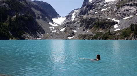 Alpine Lakes Wild Swims — Maria Mudd Ruth