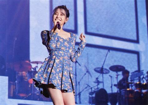 Strawberry Moons Her Music Love Poems Debut Album Korean Singer