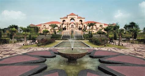 Jadual waktu solat johor bahru waktu solat adalah peruntukan tempoh atau selang masa tertentu bagi masyarakat muslim menjalani syariat solat sama ada fardhu terutama bagi solat fardhu, waktunya ditetapkan mengikut peredaran matahari dan bukan mengikut selang masa yang tetap. Lieza Homestay JB: Apa Yang Menarik Di Johor Bahru???