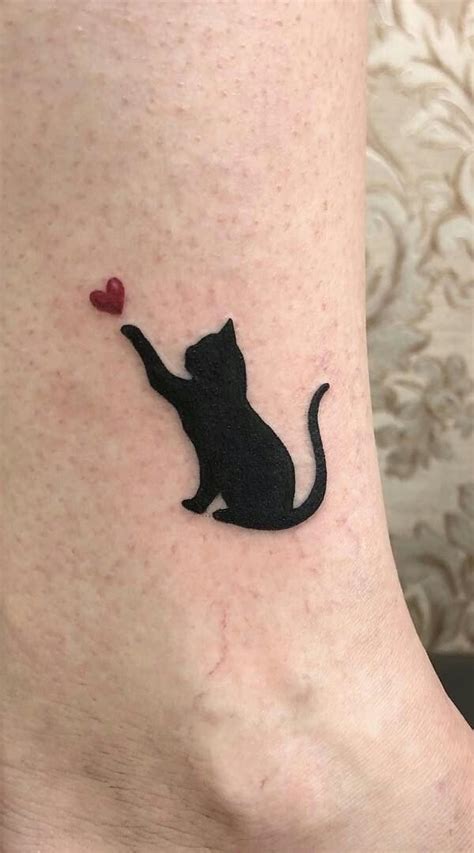 20 Best Small Cat Tattoos Pictures Momcanvas