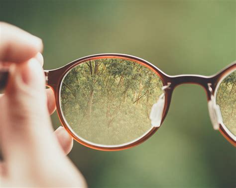 The Eye Center Understanding Nearsightedness Farsightedness