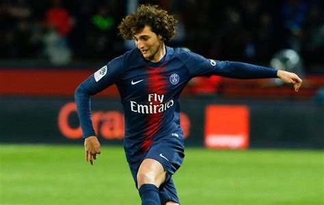 Check out his latest detailed stats including goals, assists, strengths & weaknesses and match ratings. Buzz : Adrien Rabiot reçoit de plus en plus de soutiens ...