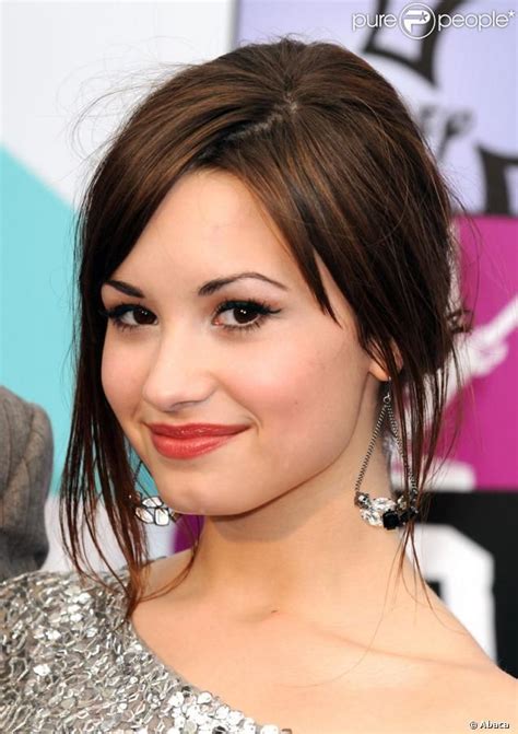 Le face à face » ! Demi Lovato | DeMi LovAtO HaiRsTyLE | Demi lovato, Cabelo ...