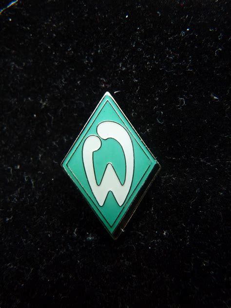 Our website is made possible by displaying online advertisements to our visitors. Werder Bremen | Football Badges