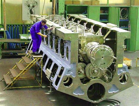 Marine Engine Maintenance Mechanicstips