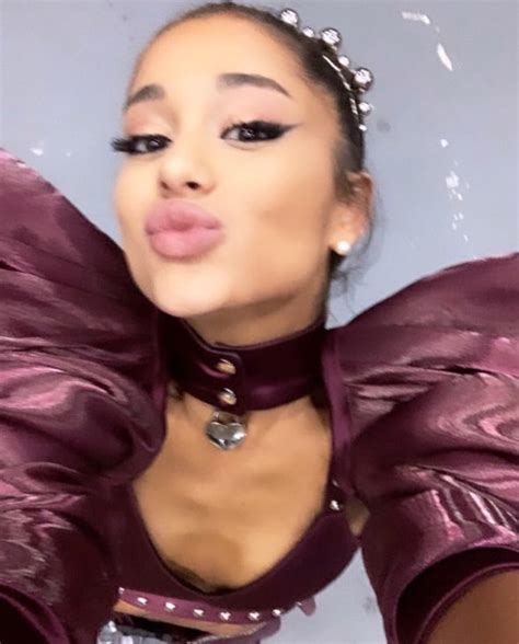 Ariana Grande Is The New Queen Of Coachella Brings Out Diddy Mase