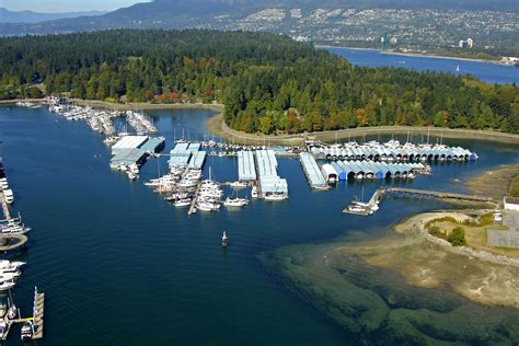 Royal Vancouver Yacht Club Coal Harbour In Bc Canada Marina Reviews