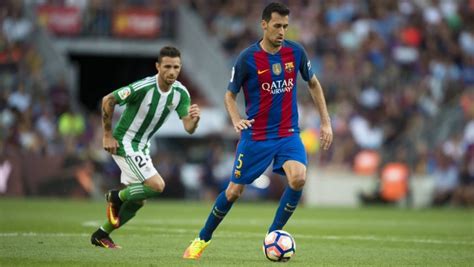 Find out everything about sergio busquets. Sergio Busquets renova com o Barcelona até junho de 2021