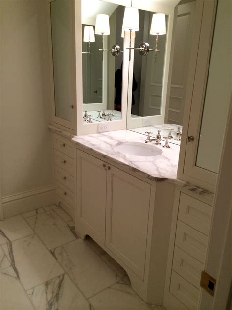 We did not find results for: Great cabinet with storage on each side while still ...