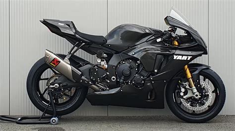 While, on the surface, that could appear to be while the wet weight is, as a customer, the way you'll find the bike, dry weights make comparisons easier. CARBON COMPLETE FAIRING KIT YAMAHA YZF-R1 2020- / YZF-R1M ...