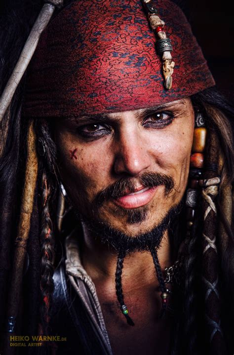 Mr abad is a handwriting expert and has compared abberline's writing with that in the sickening: ᵀᴴᴱ ˢᴱᴬˢ | Johnny depp, Jack sparrow, Captain jack sparrow