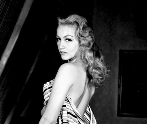 Julie Newmar S Julie Newmar Classic Actresses Classic Hollywood