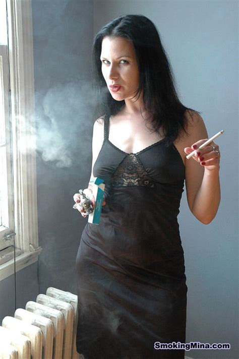 Pin On Women Smoking