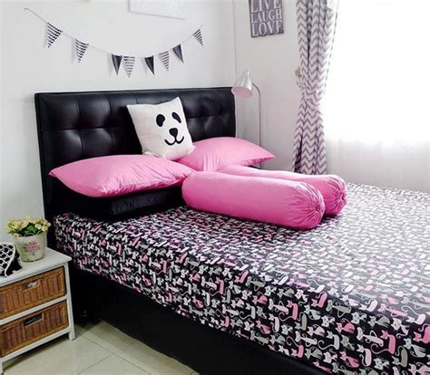Desain kamar tidur sederhana ini pastinya cocok bagi kamu yang menginginkan kamar tidur yang simpel dan tidak memiliki banyak pernak pernik. 30+ Ide Dekorasi Kamar Sederhana Tapi Elegan 2019