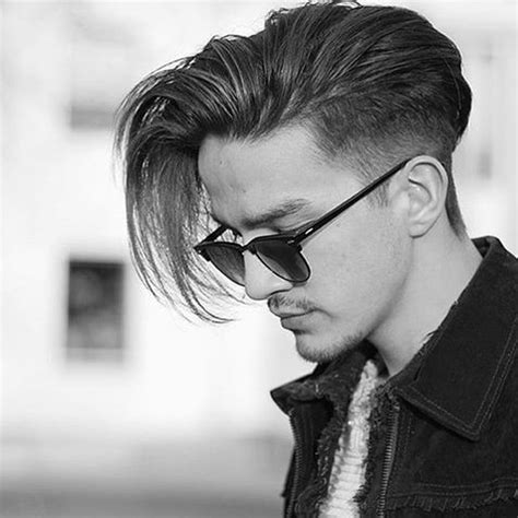 This haircut looks especially great with a full beard. 5 Best Disconnected Quiff Hairstyles for the Dapper Dude ...