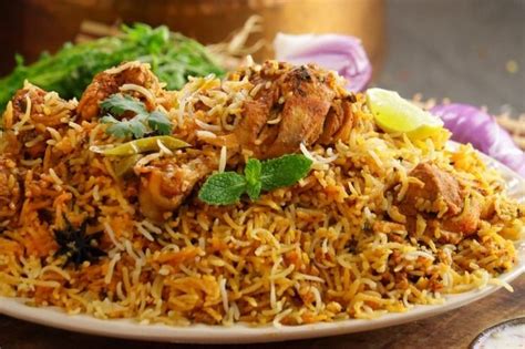 Delicious Tasty Chicken Dum Biryani Pakistani Food Recipe Pakistanichefs Com Recipe In