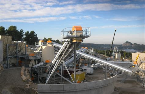 Jobs in malaysia in government and private for male and females. Dusty conveying job in quarry