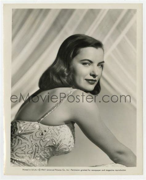 Ella Raines 8 25x10 Still 1947 Side Portrait Of The Sexy Star Looking At The Camera 1926856629