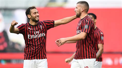 Domenica 4 ottobre ore 20:45. Spal - Milan: pronostico e probabili formazioni ...