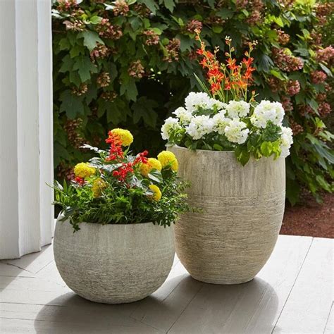 Get your garden on with planters and pots for both indoors and out. Garden Tools - The Home Depot