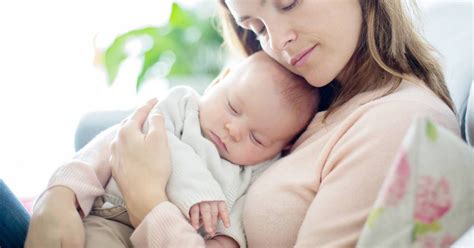 Desarrollo Del Bebé A Partir De La Relación Madre Lactante