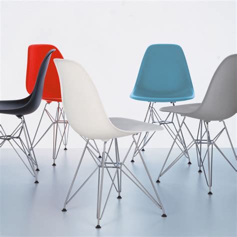 Eames Plastic Side Chair Dsr Von Vitra Connox Moderne