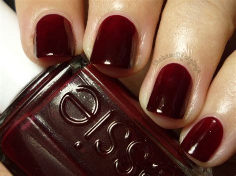All essie nail polishes are dbp, toluene and formaldehyde free. The Beautiful Glaze: Essie Bordeaux