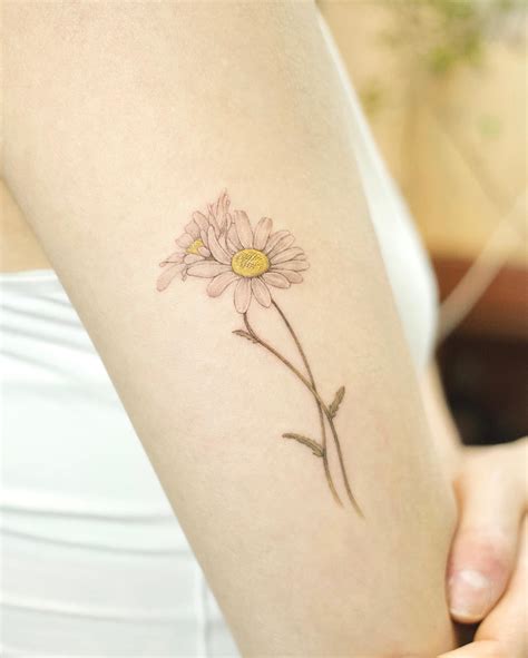 Details More Than Minimalist Daisy Tattoo Best In Cdgdbentre