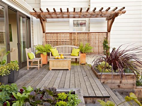 10 Ways To Make The Most Of Your Tiny Outdoor Space Hgtvs Decorating