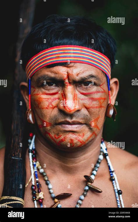 Shuar Tribe Hi Res Stock Photography And Images Alamy