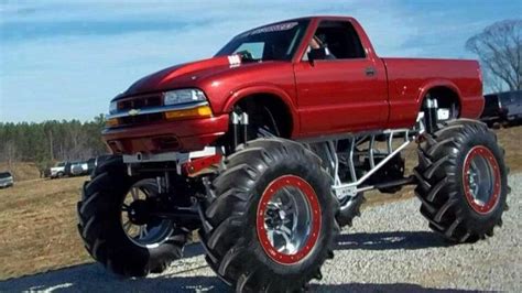 Pin By Chad Utter On Mudd Diggers Lifted Chevy Trucks Mud Trucks