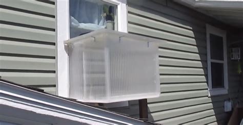 Off Grid Window Box Solar Heater Doubles As A Sun Oven Home And