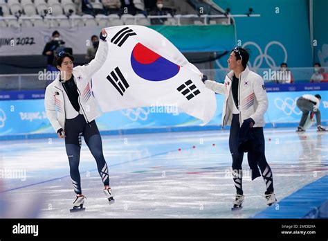 South Koreans Cha Min Kyu Left And Kim Junho Carry Their Countrys