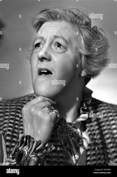 Margaret Rutherford Hi Res Stock Photography And Images Alamy