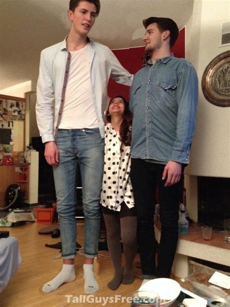 Joanpot98 4 Tall Guys Tall Boyfriend Short Girlfriend Tall People