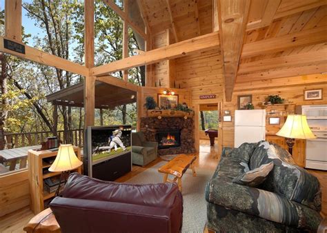 Escaping the bustle of everyday life? Whispering Pines #33 Cabin in Sevierville w/ 2 BR (Sleeps6)