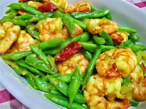 Ayam goreng, boleh ayam kremes yang digoreng biasa siang dan malam : Resep dan Cara Memasak Udang Santan Tumis Buncis yang Enak | Daftar Menu Resep Masakan