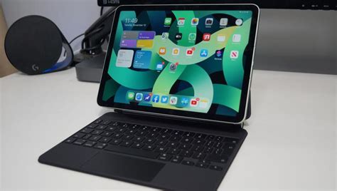 Ipad Air 2020 Review A Pro In Airs Clothing Tech Advisor