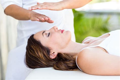 What Is Reiki What Benefits To Expect During A Reiki Healing Session