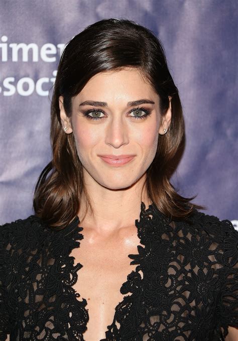 Lizzy Caplan Cameron And Leslie Prove Blondes Have A Ton