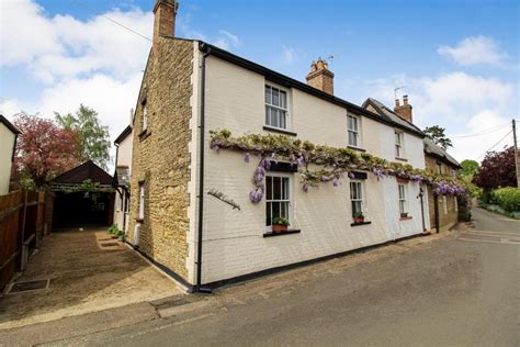 Church Road Stevington Bedford 4 Bed Cottage For Sale £500000