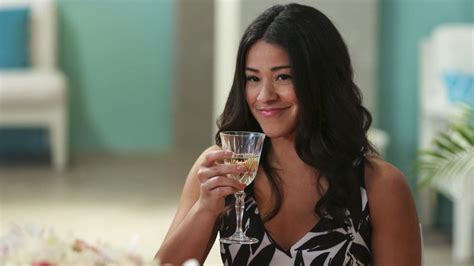 The final season of jane the virgin starts off with the villanueva women celebrating the día de los muertos or the day of the dead. EXCLUSIVE: 'Jane the Virgin' Boss Confirms Jane Will ...