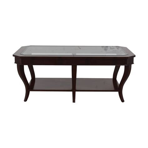 Its modern style will add a fresh on trend look to your home. 81% OFF - Ethan Allen Ethan Allen Willoughby Coffee Table ...